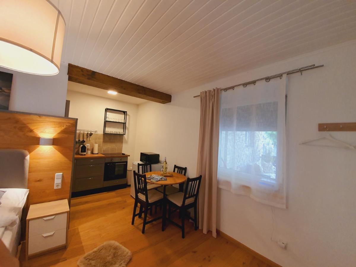 Tiny Kozma Apartment *